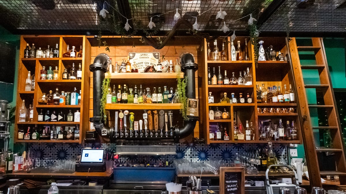 Tons of great beers on tap